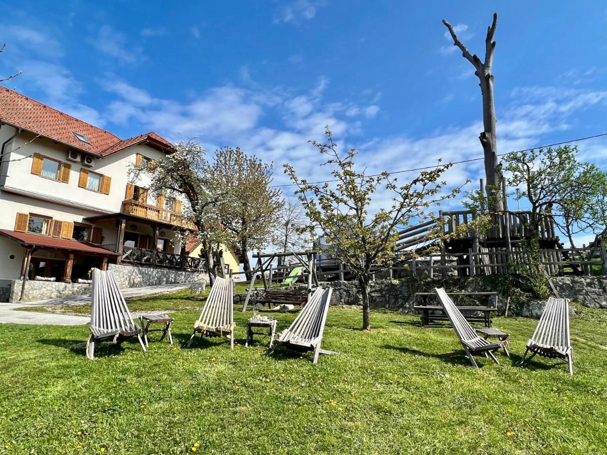 Guest House Domacija Krnc Hrib pri Hinjah Екстер'єр фото