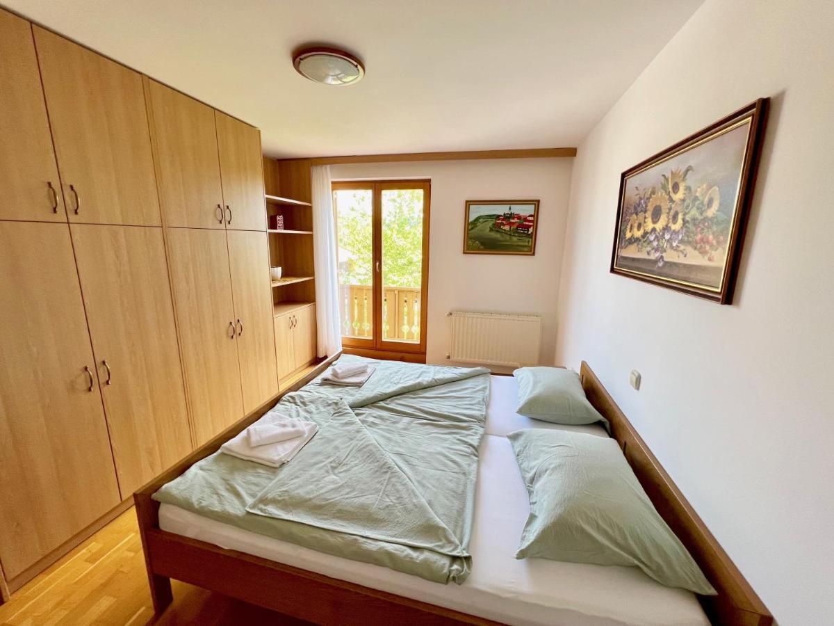 Guest House Domacija Krnc Hrib pri Hinjah Екстер'єр фото