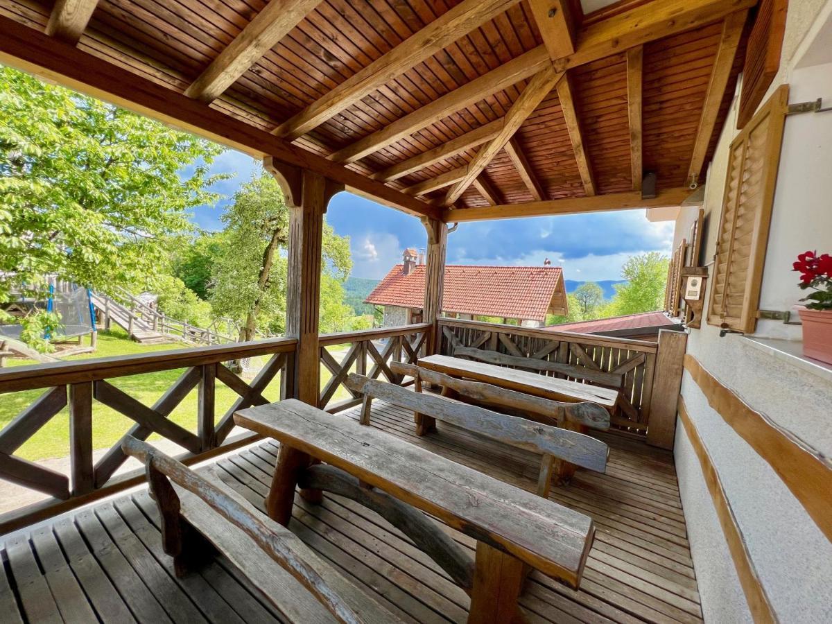 Guest House Domacija Krnc Hrib pri Hinjah Екстер'єр фото