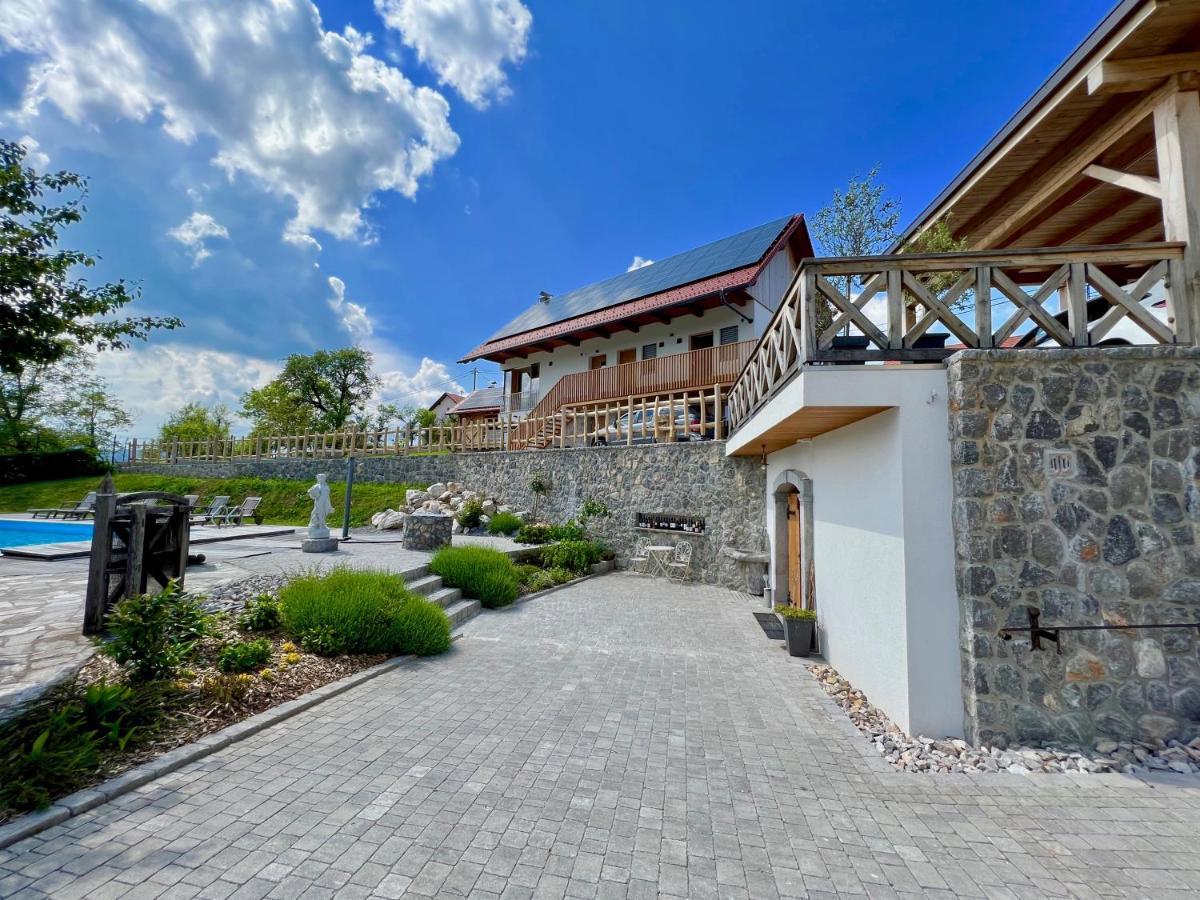 Guest House Domacija Krnc Hrib pri Hinjah Екстер'єр фото