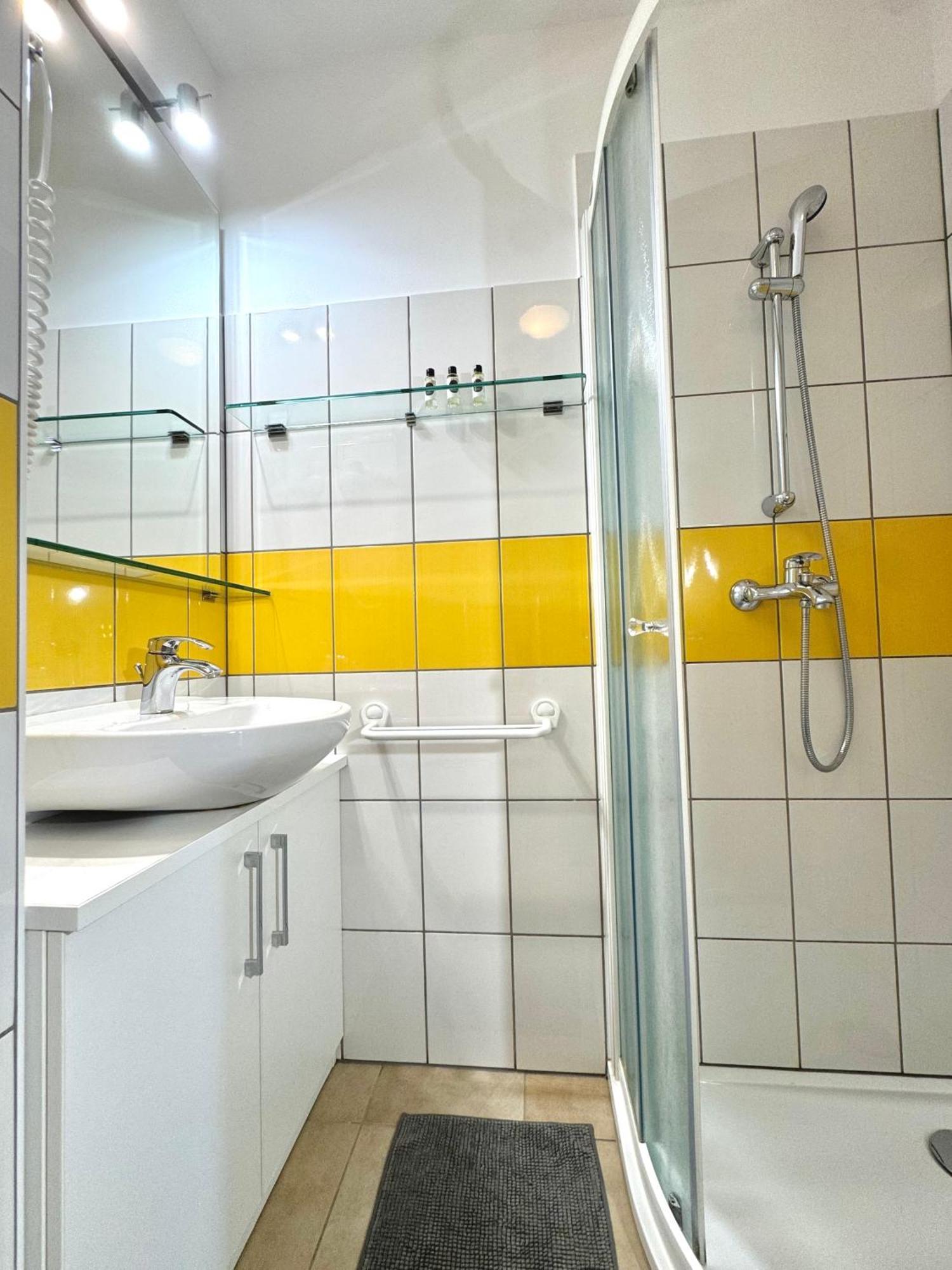 Guest House Domacija Krnc Hrib pri Hinjah Екстер'єр фото